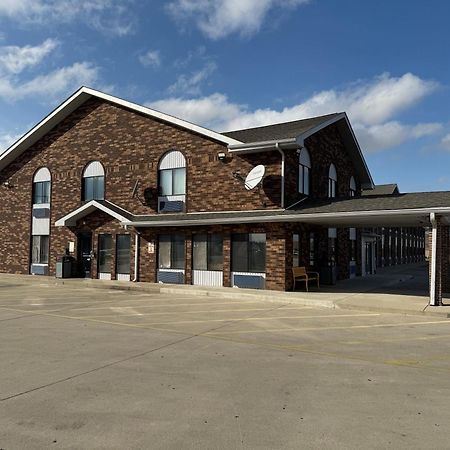 Days Inn By Wyndham Muncie -Ball State University Экстерьер фото